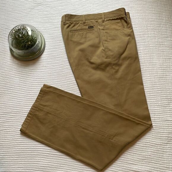 Faconnable 100% Cotton Khaki Pants - 38 - Picture 3 of 12